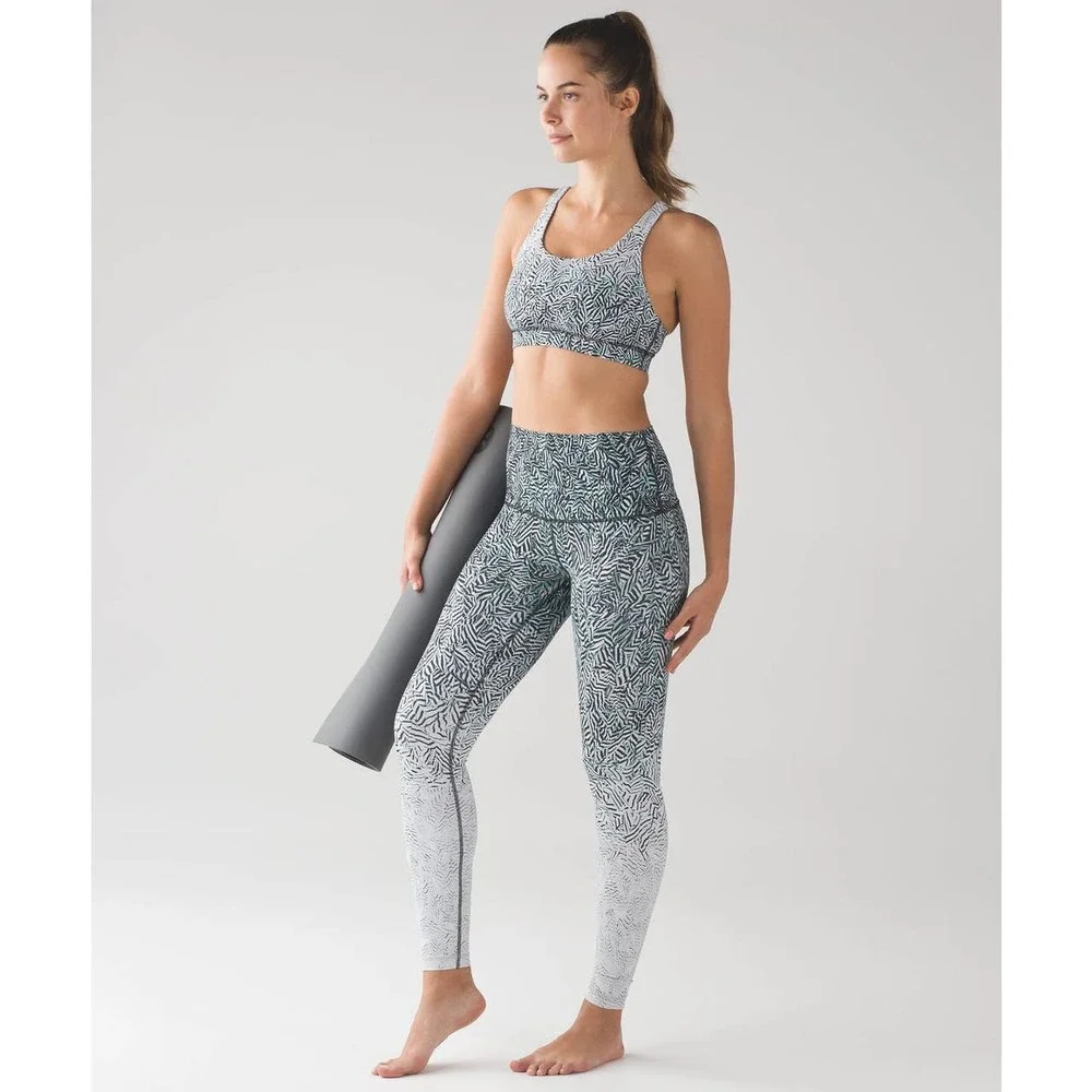 Lululemon Hi Rise Wunder Under Pant Dazzle Nulux Patterned Leggings Size 6 - Picture 13 of 13
